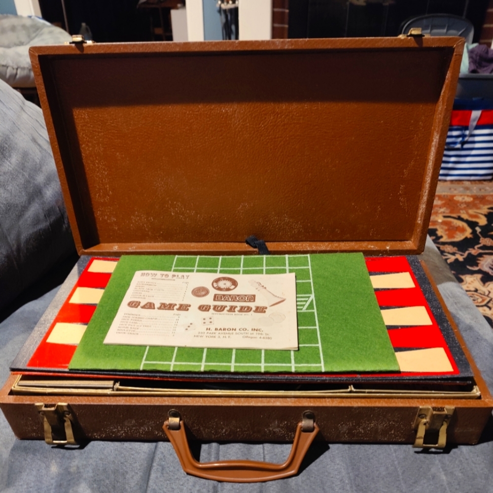 Baron board game suit case